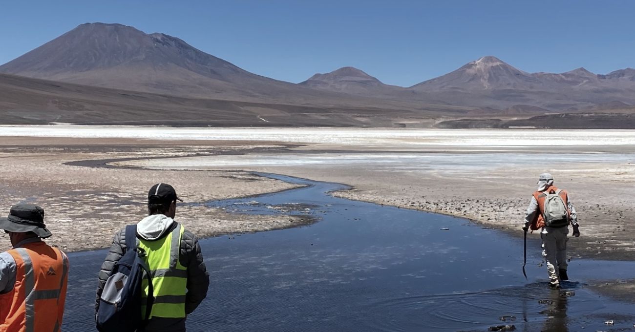 First Lithium Minerals recibe aprobación ambiental y firma acuerdo de cooperación con la comunidad indígena Cebollar-Ascotan