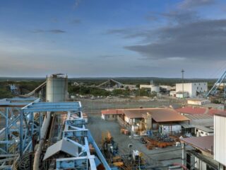 Barrick Gold reduce el uso de cianuro en un 80% con la innovadora tecnología GlyCat