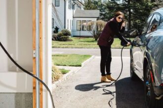 Carga de vehículos eléctricos en casa: hice los cálculos y ahorré cientos de dólares