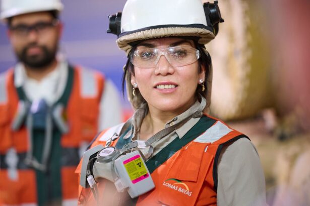 Glencore anuncia nuevas vacantes de empleo en Santiago y Antofagasta