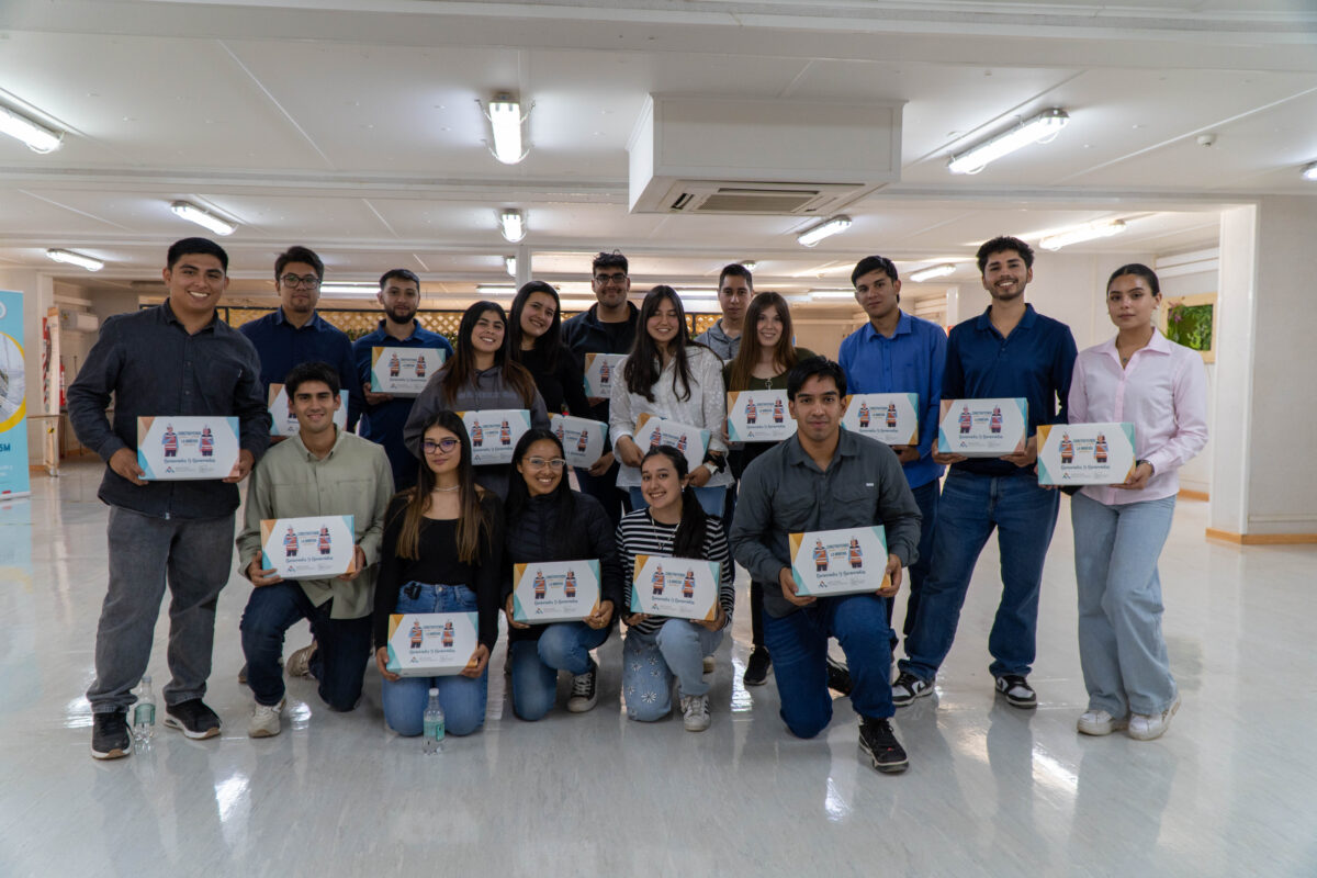 72 estudiantes hacen su práctica y memoria en compañías de Antofagasta Minerals