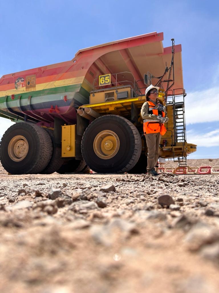 Ministra de Minería visitó Spence | BHP y destacó su  liderazgo en balance de género 