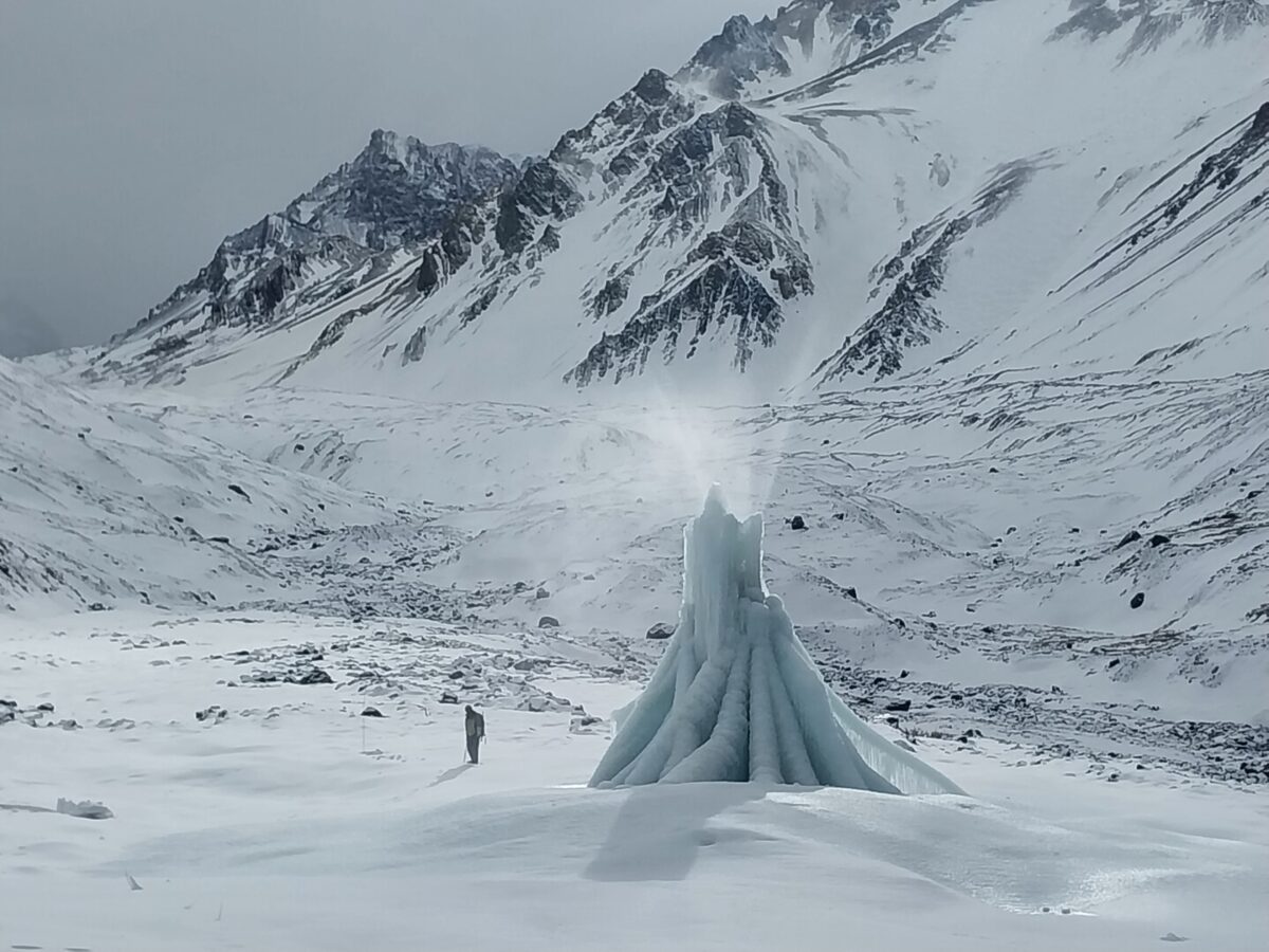 Guardianes de la Montaña de Ecocopter prestó apoyo a Proyecto Nilus que crea glaciares artificiales en la Cordillera 