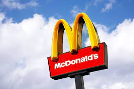 Oportunidades laborales en McDonald’s en todo el país: Conoce cómo postular
