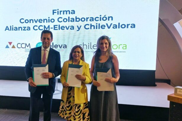 ChileValora y Alianza CCM-Eleva colaborarán para fomentar la certificación de competencias en liceos técnicos