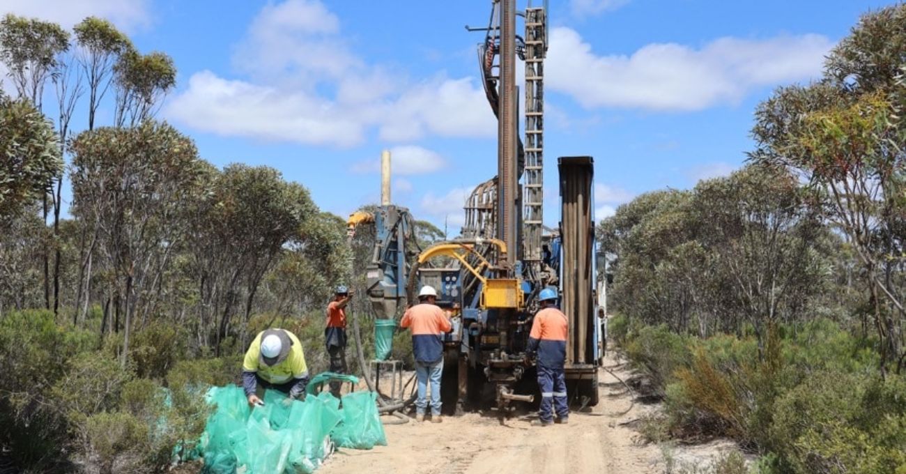 "Australian Critical Minerals busca ampliar exploraciones y potencial de tierras raras en Australia Occidental"