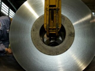 El precio del estaño se dispara debido a la caída de las acciones y más problemas de suministro