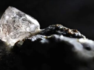 Winsome planea adquirir la mina de diamantes Renard en Quebec