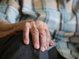 ¿Por qué podrías perder tu Pensión Garantizada Universal?