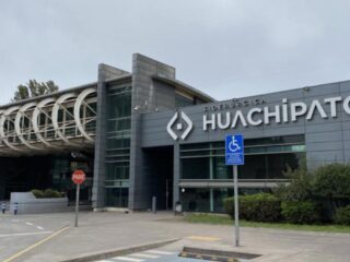 Cierre de Huachipato alerta a camioneros: cerca de mil vehículos de carga verán afectadas sus operaciones