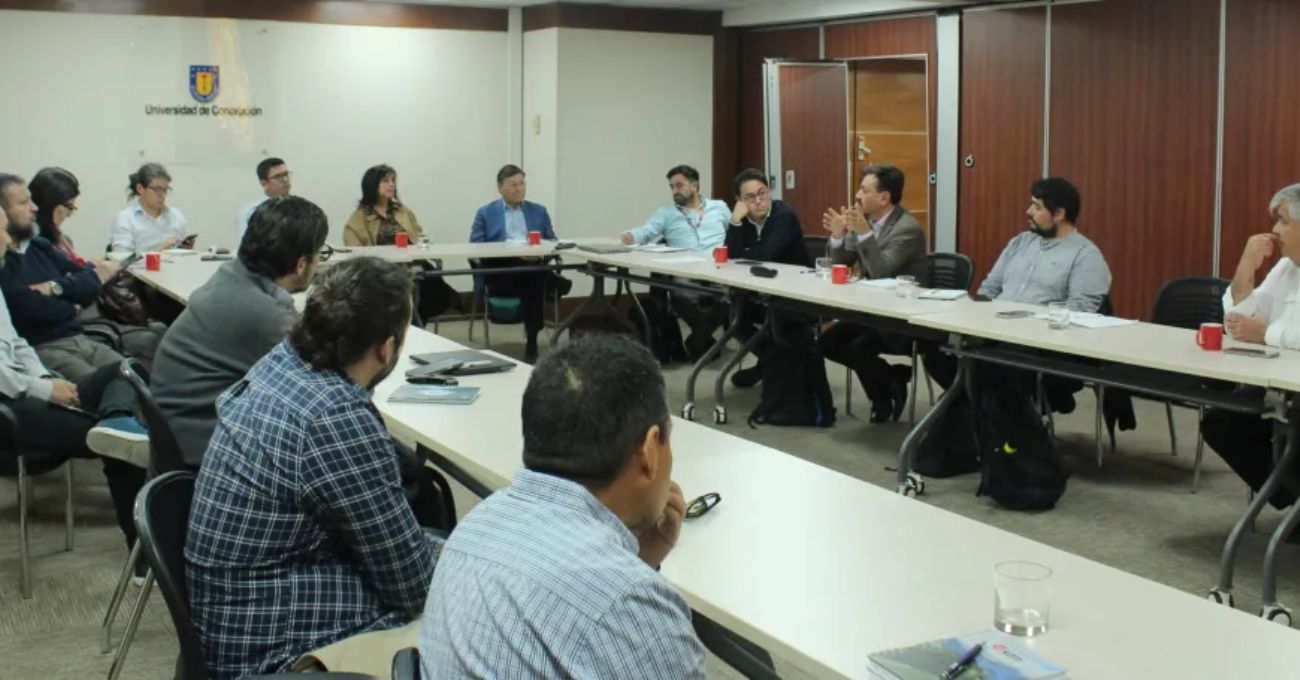 ENAMI presenta detalles técnicos del proyecto en workshop con expertos en fundiciones