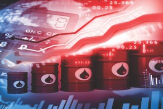 Precios del petróleo caen por inflación en Estados Unidos y fortalecimiento del dólar