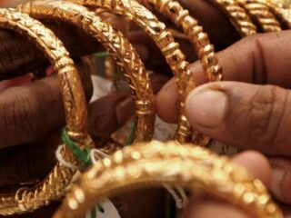 Los precios del oro alcanzan máximos históricos ante la demanda de refugio seguro