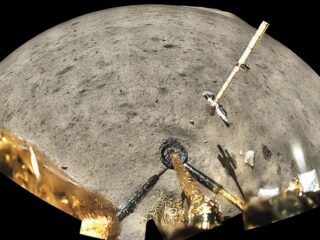 Chang'e 5 revela nuevos minerales en la superficie lunar