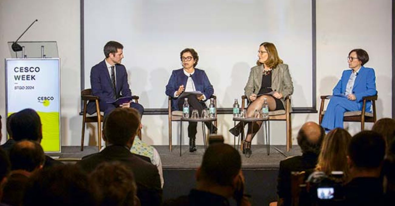 "Necesidad de permisos y acuerdos: Debates en la industria minera"