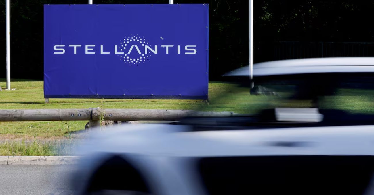 Stellantis adquiere participación en empresa argentina de energía solar.