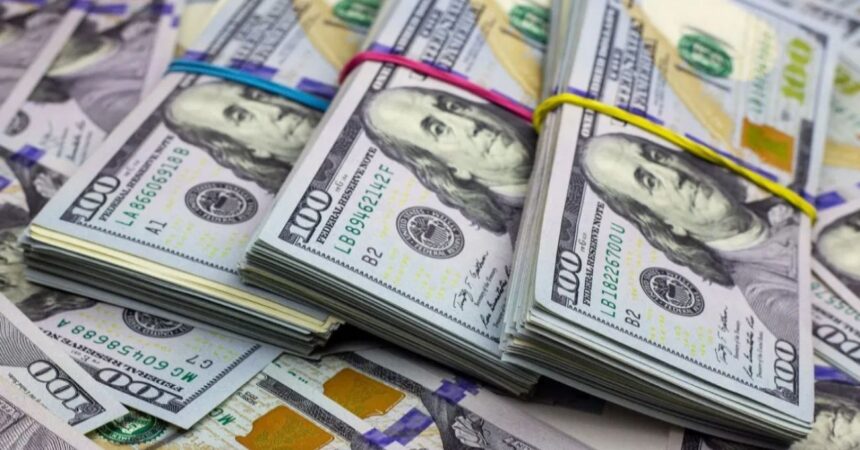 Chilenos poseen cuentas en el exterior por más de US$ 32 mil millones y el SII inicia un plan de fiscalización