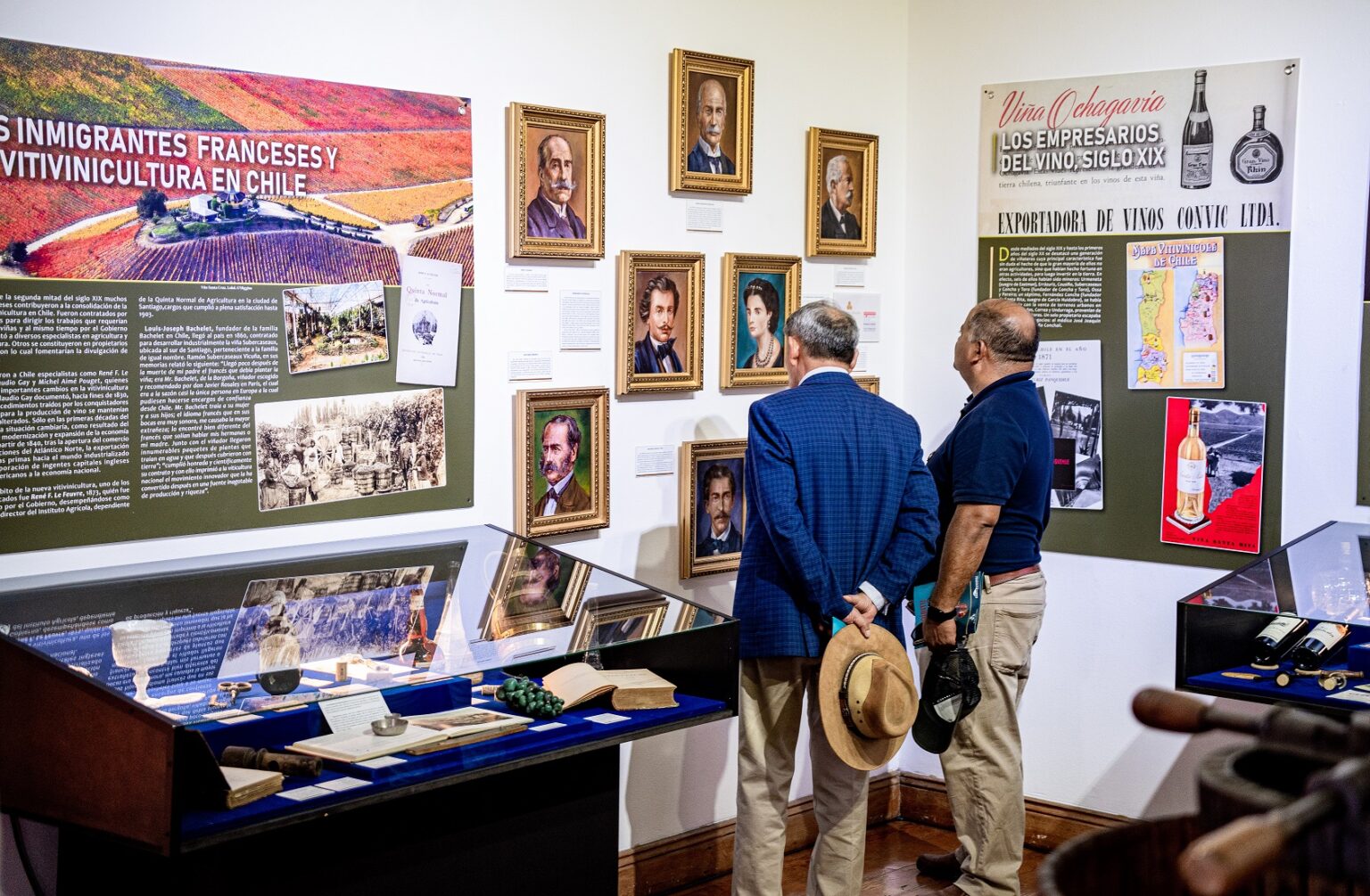 “El Espíritu del Vino” sigue sorprendiendo a los visitantes en Sala de Arte Collahuasi