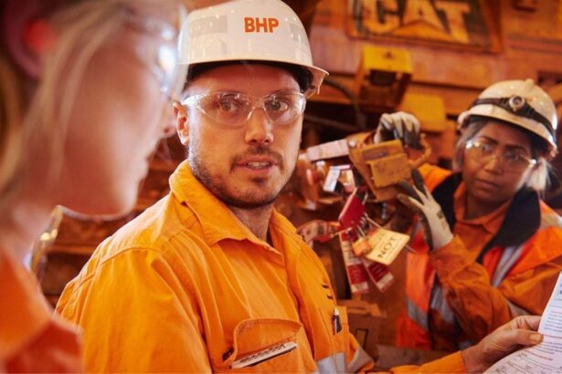 BHP considera una oferta mejorada por Anglo American