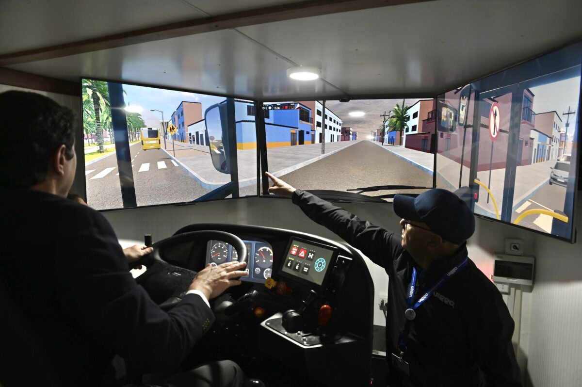 SCANIA y VIGGO Inauguran Simulador Móvil para fortalecer Competencias de Conducción Segura y Eficiente