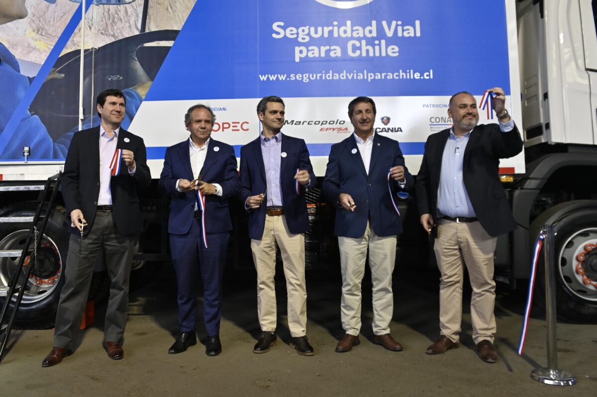 SCANIA y VIGGO Inauguran Simulador Móvil para fortalecer Competencias de Conducción Segura y Eficiente