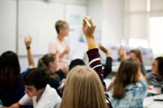 Bono Logro Escolar: Requisitos, resultados y montos del 2024 para estudiantes chilenos.