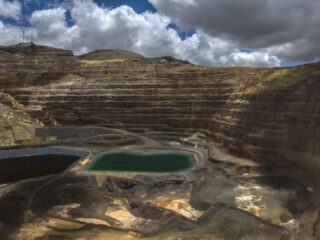 Newmont Corp. no acelerará decisión sobre proyecto Yanacocha Sulfides en Perú