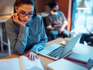 Las carreras mejor remuneradas en Chile durante el primer año de trabajo.