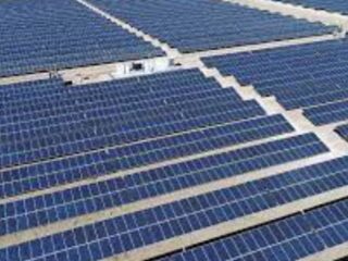 Planta fotovoltaica en el desierto de China demuestra eficiencia de módulos Vertex N