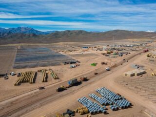 Transformadores de poder para proyecto Desierto de Atacama impulsan energías renovables