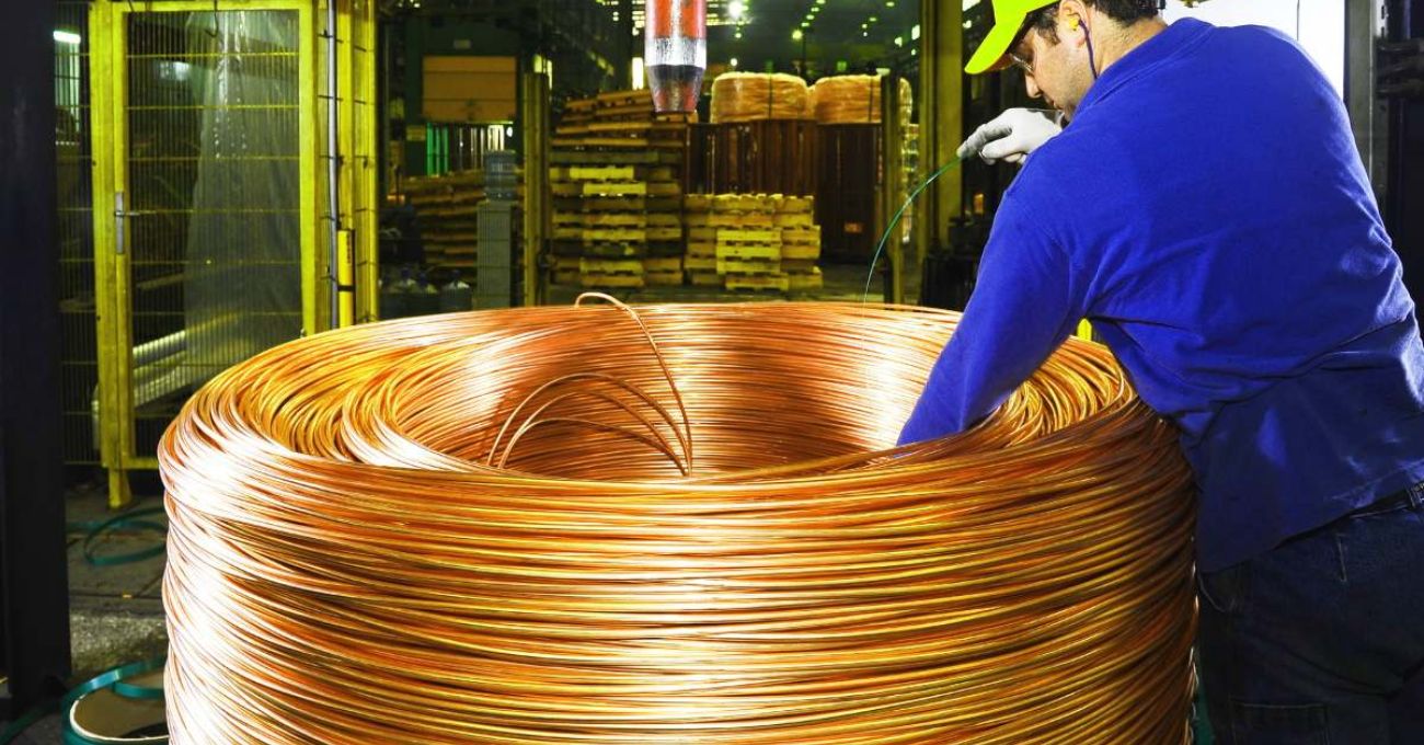 Apretones en el mercado del cobre desatan una búsqueda frenética de suministros.