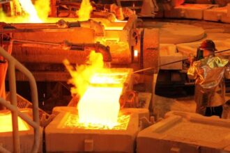 "Proyecciones optimistas: Precio del cobre alcanzaría los US$4,3 en 2024"