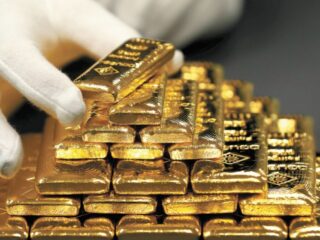 El oro registra su peor semana del año a pesar de optimismo en precios récord