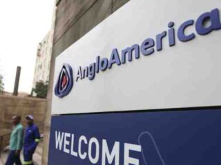 Propuesta de adquisición de Anglo American por BHP podría generar salida de capital en Sudáfrica