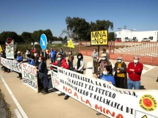 España: Rechazo a la aprobación final del proyecto minero en Retortillo: Impacto económico y preocupaciones ambientales.