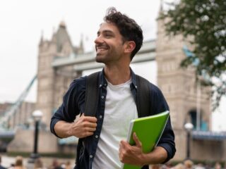 Beneficios y bonos para estudiantes de educación básica, media y superior