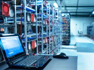 Convenio brinda formación y becas para seguridad y tecnologías en minería