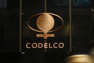 Codelco publica nuevas vacantes de empleo en la industria minera chilena