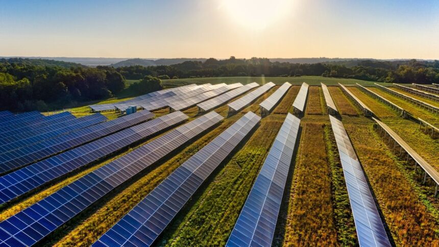 Trina Solar alcanza hito mundial con envío de más de 65 GW de módulos en 2023