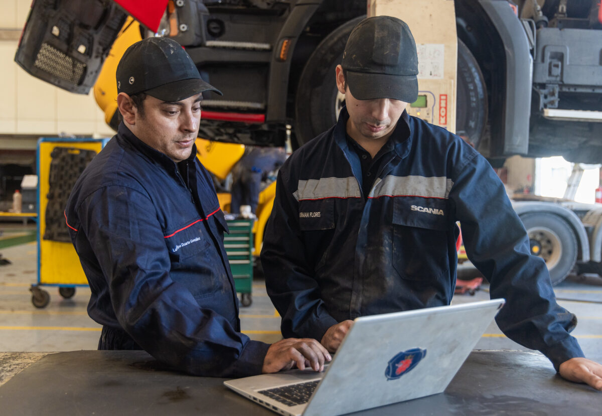 Facilitando la gestión de flotas con tecnología avanzada: Centro de Planificación de Servicios de Scania Facilitando la gestión de flotas con tecnología avanzada: Centro de Planificación de Servicios de Scania