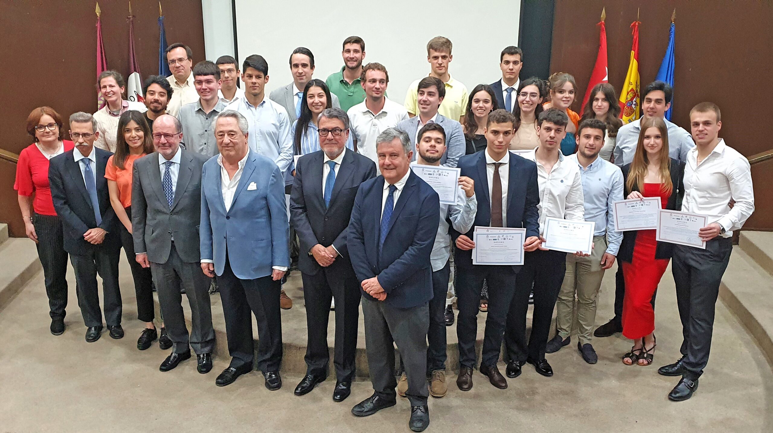 La Cátedra Atlantic Copper de la ETSIME de la UPM Concluye su Undécima Edición con la entrega de los Premios y Diplomas