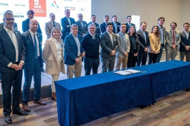 Antofagasta Minerals firma acuerdo de colaboración para impulsar sustentabilidad y diversidad