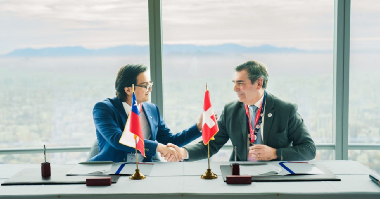 Suiza y Chile firman convenio de colaboración pionero para impulsar desarrollo ferroviario