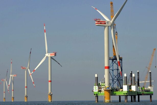 Crecimiento exponencial de la capacidad eólica marina en todo el mundo