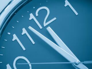 Se acerca el final del horario de invierno en Chile: ¿Cuándo cambiar la hora?