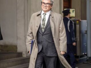 Ministro Mario Marcel asegura que es difícil que existan recursos para ampliar el subsidio a las cuentas de la luz