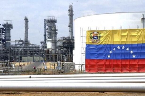 Producción petrolera de Venezuela alcanza el millón de barriles diarios