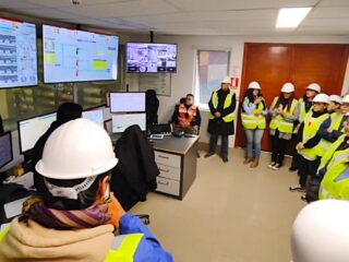 Planta desalinizadora de Aguas CAP en Punta Totoralillo: una visita informativa.
