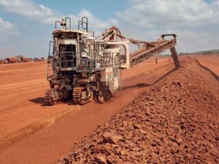 Riesgos en la cadena de suministro de bauxita en Guinea