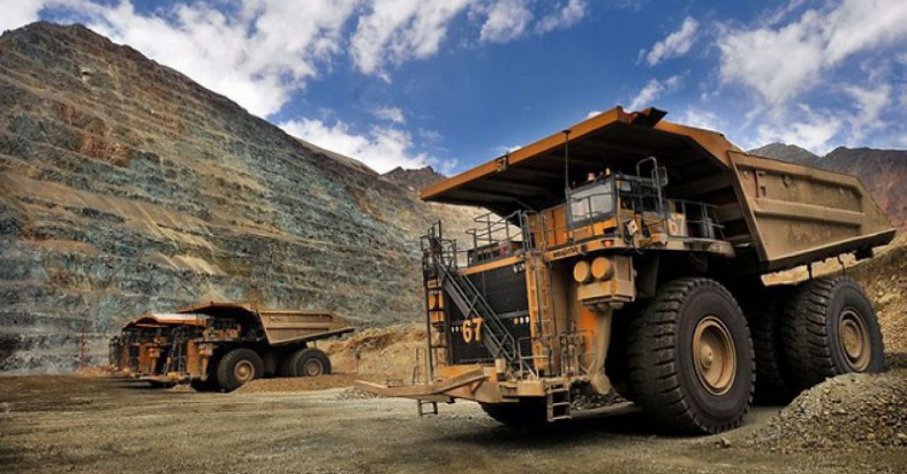 Costos de las grandes mineras suben 15,1% en 2023 por alza de servicios, sueldos y materiales